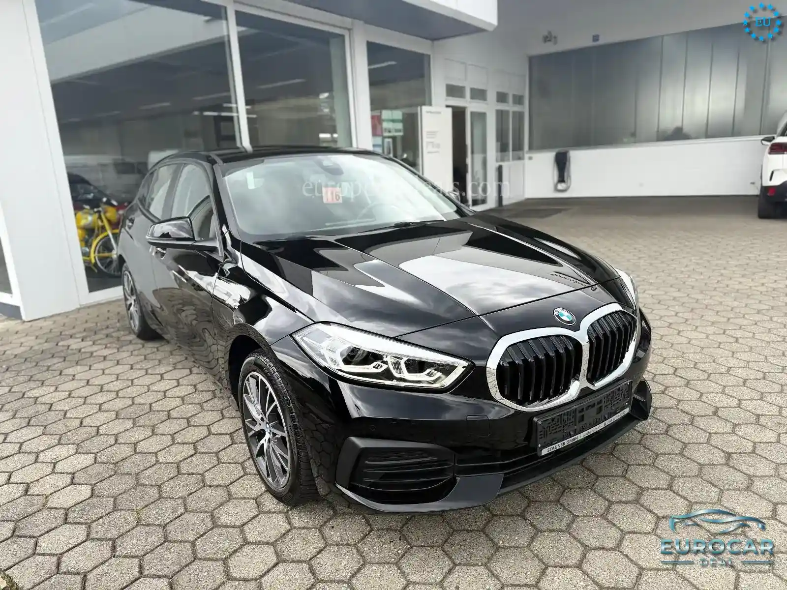 BMW 118