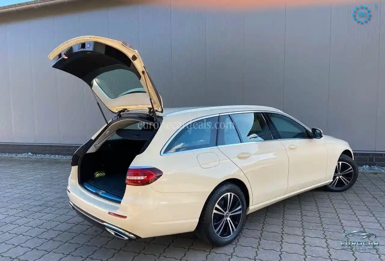 Mercedes-Benz E 200