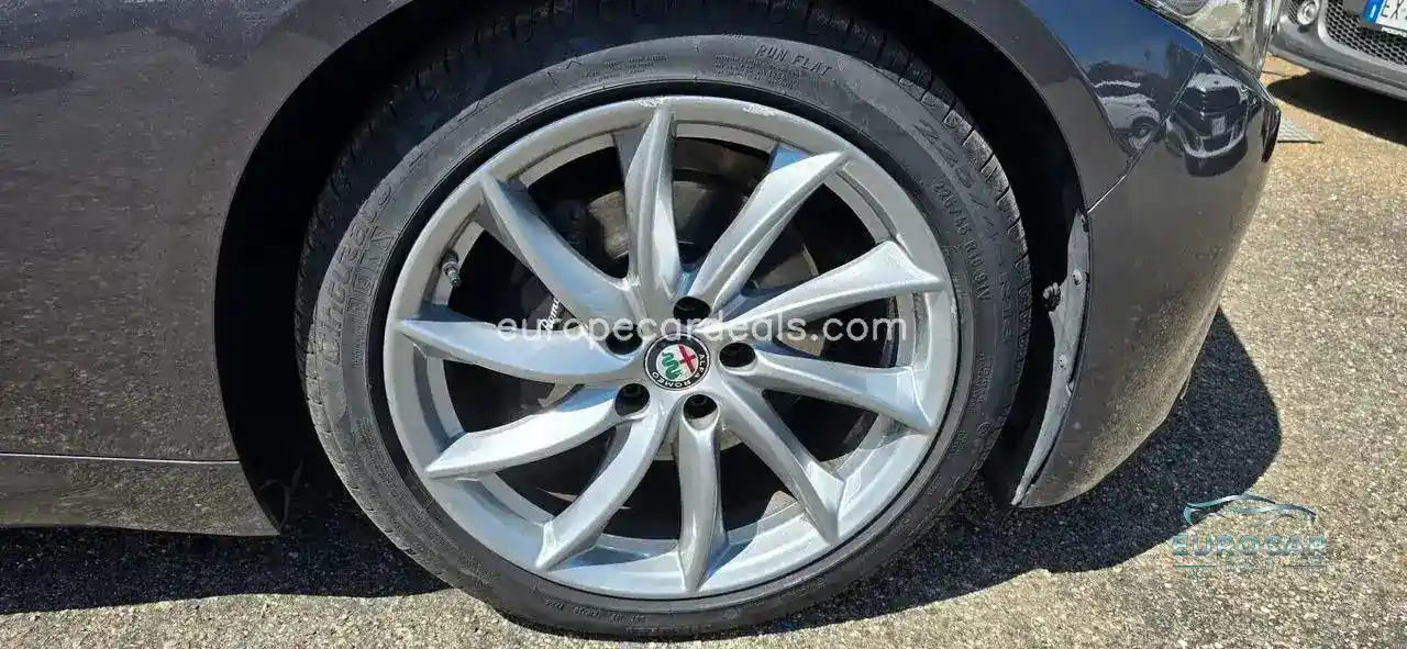 Alfa Romeo Giulia