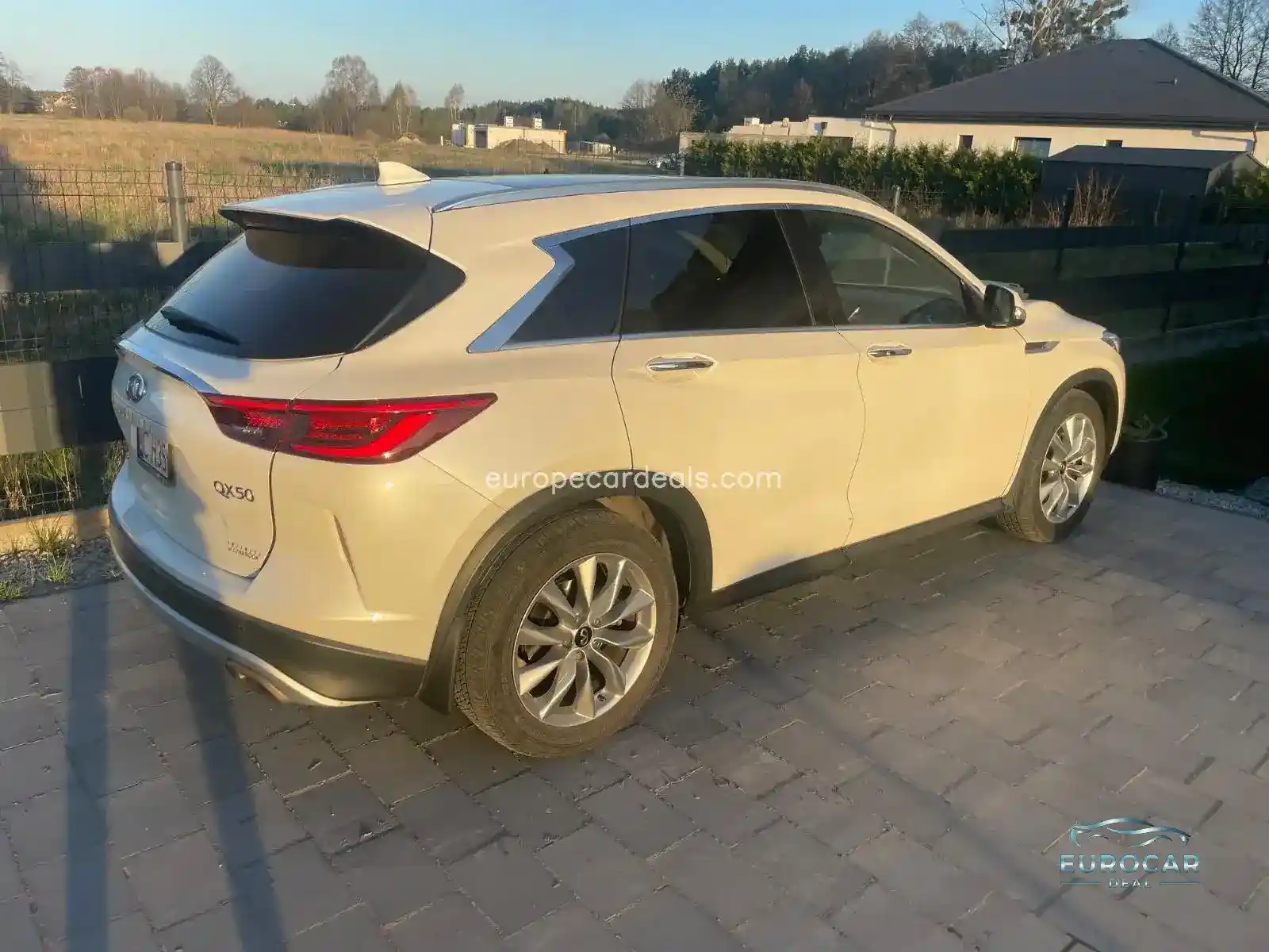 Infiniti QX50