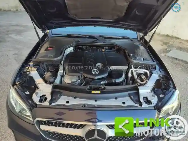 Mercedes-Benz E 220
