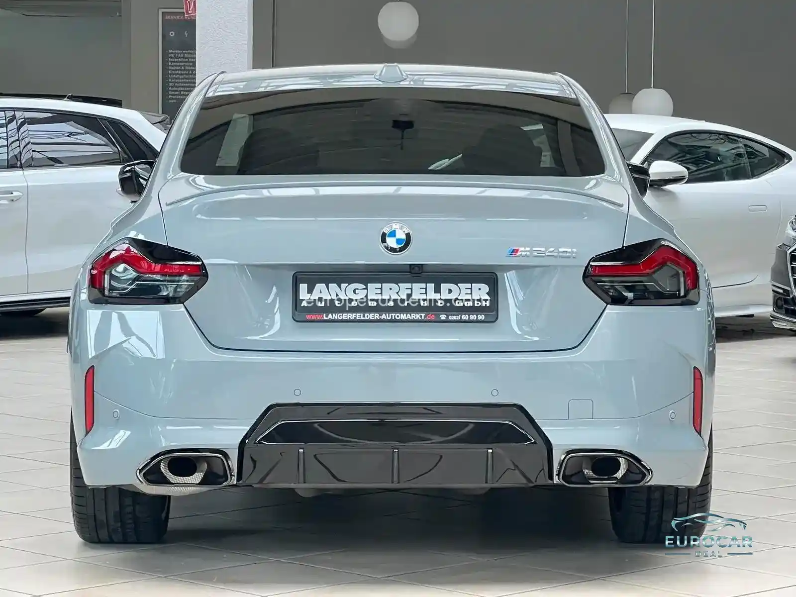 BMW M240i