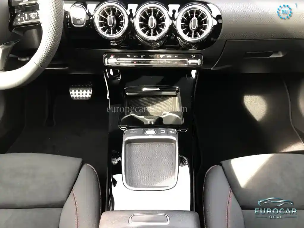 Mercedes-Benz CLA 220