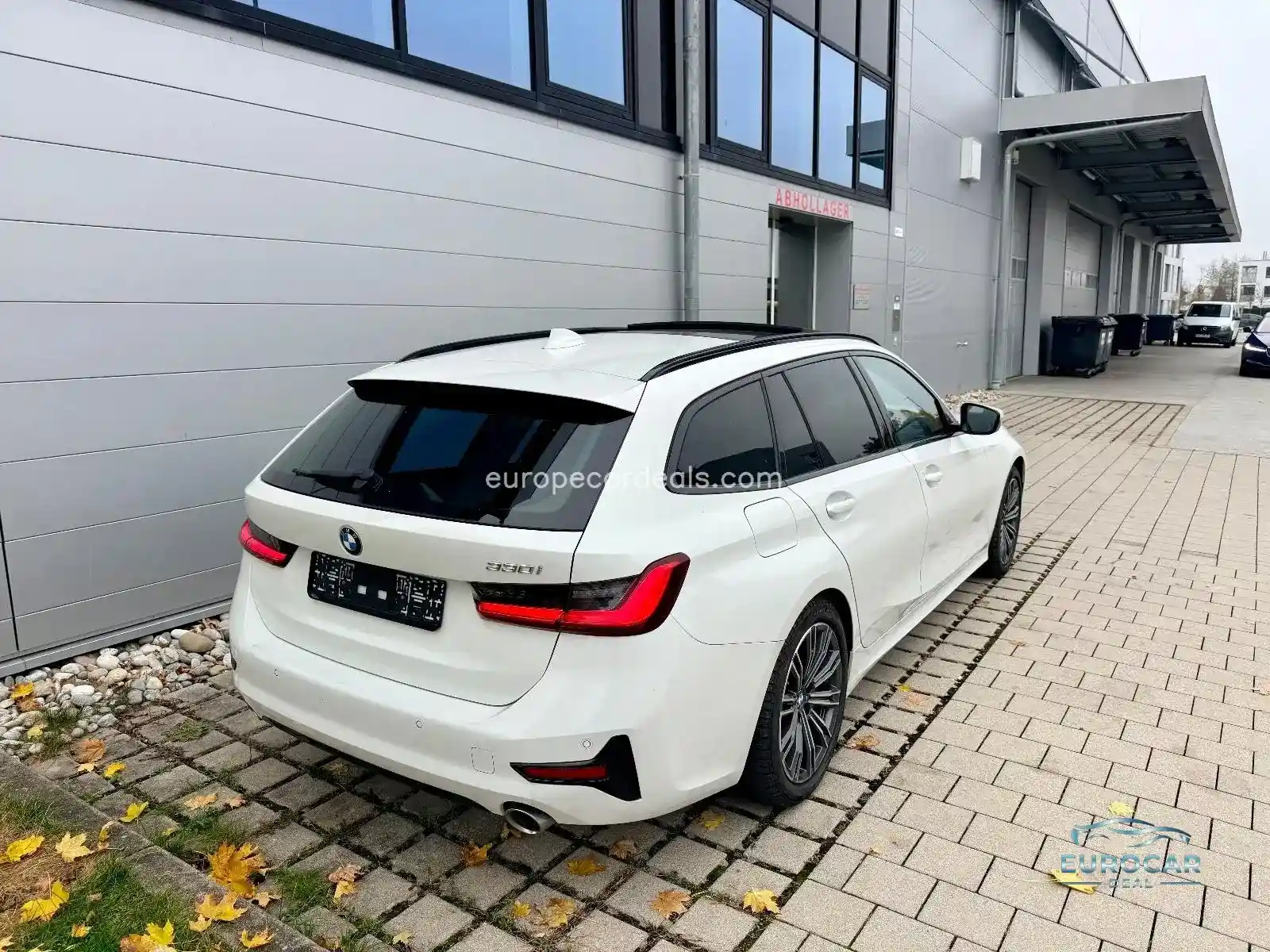 BMW 330