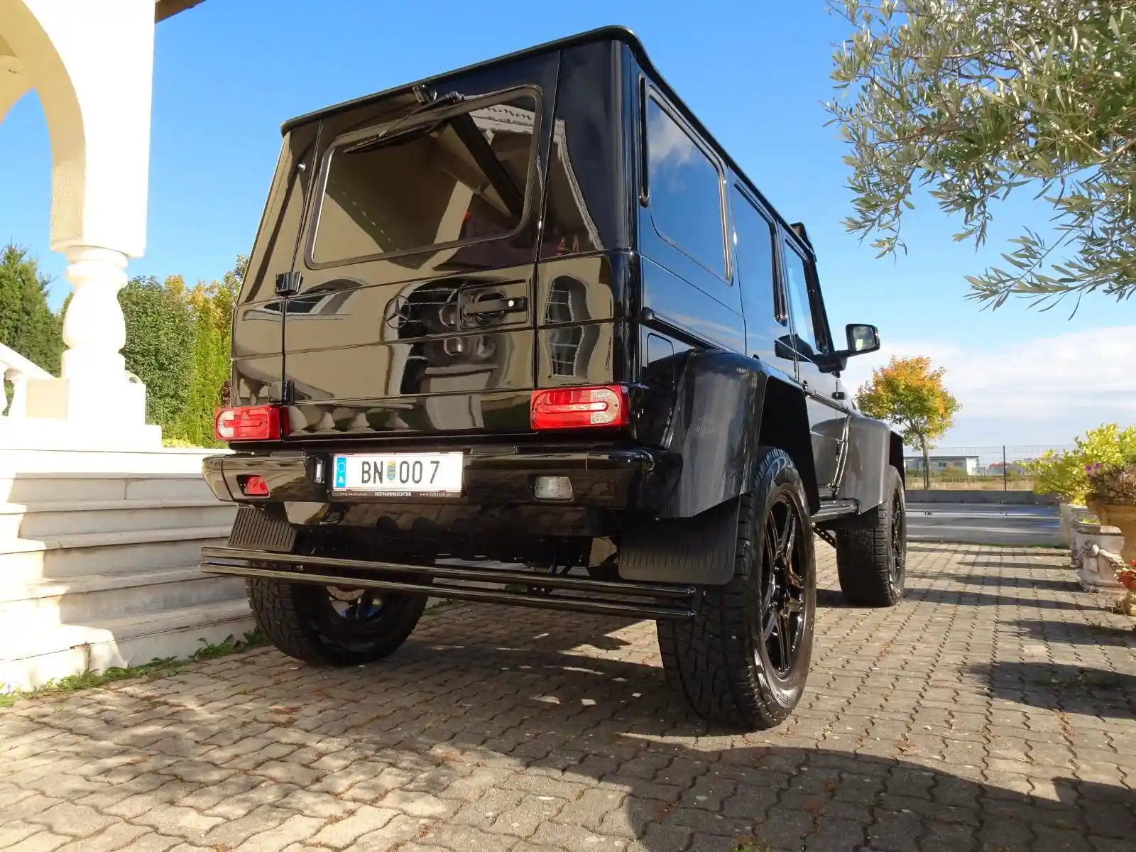 Mercedes-Benz G 500