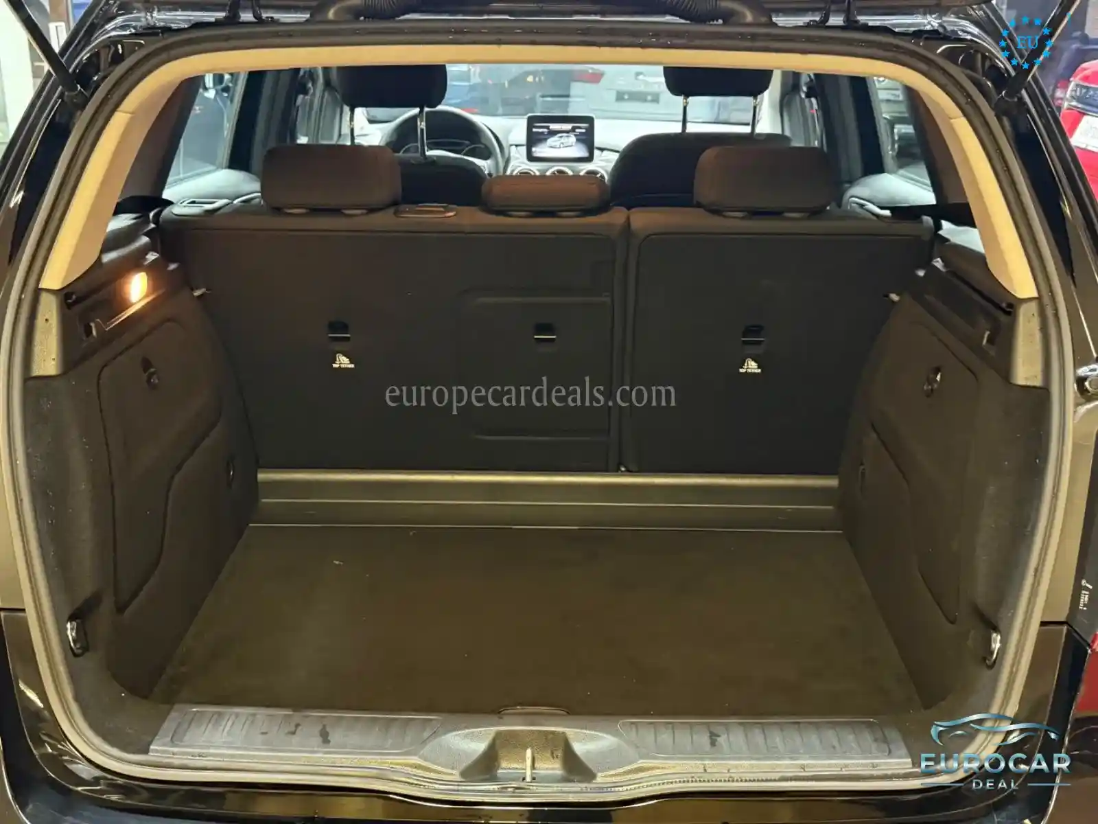Mercedes-Benz B 200