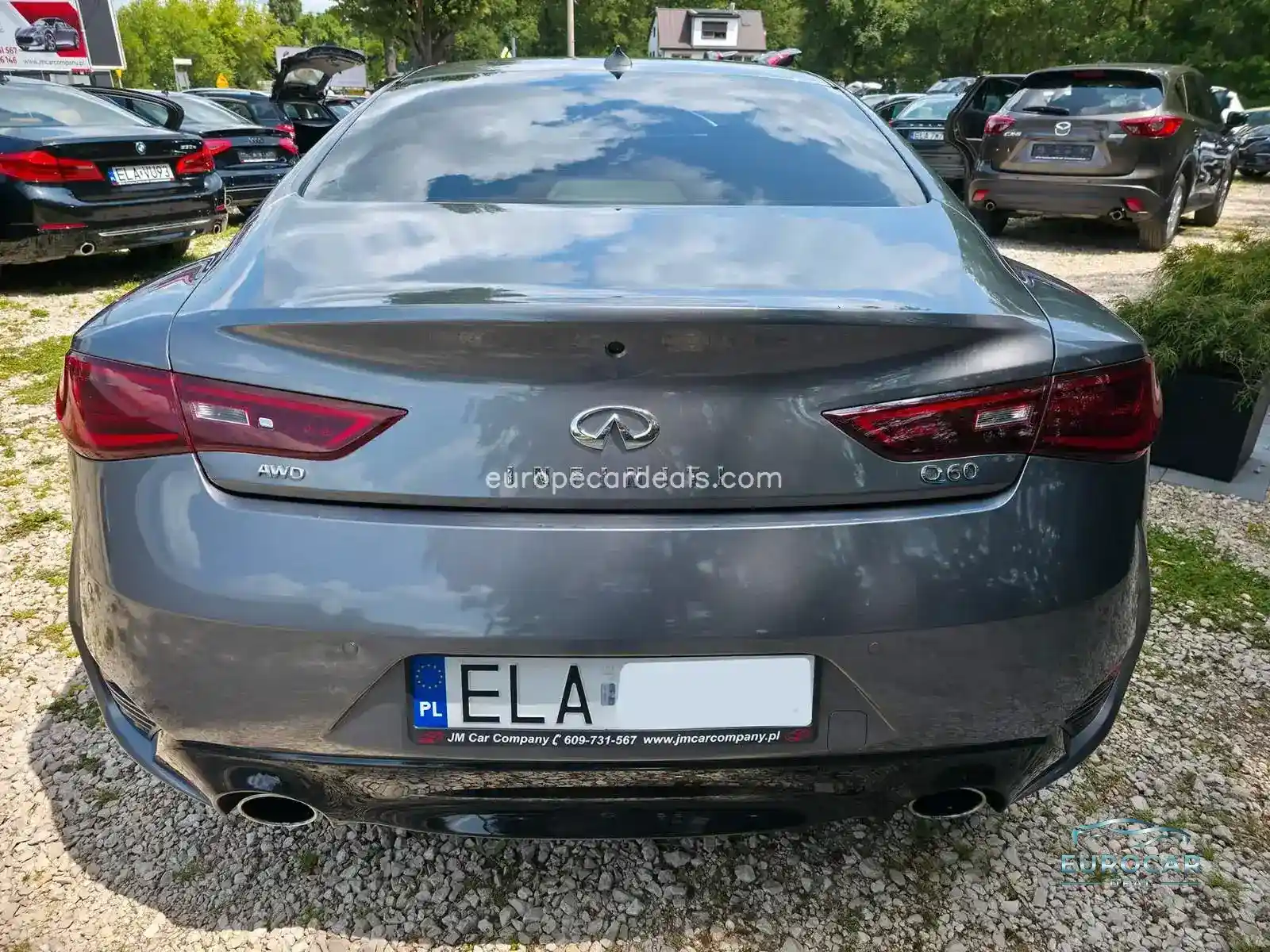 Infiniti Q60