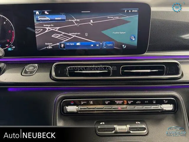 Mercedes-Benz V 220