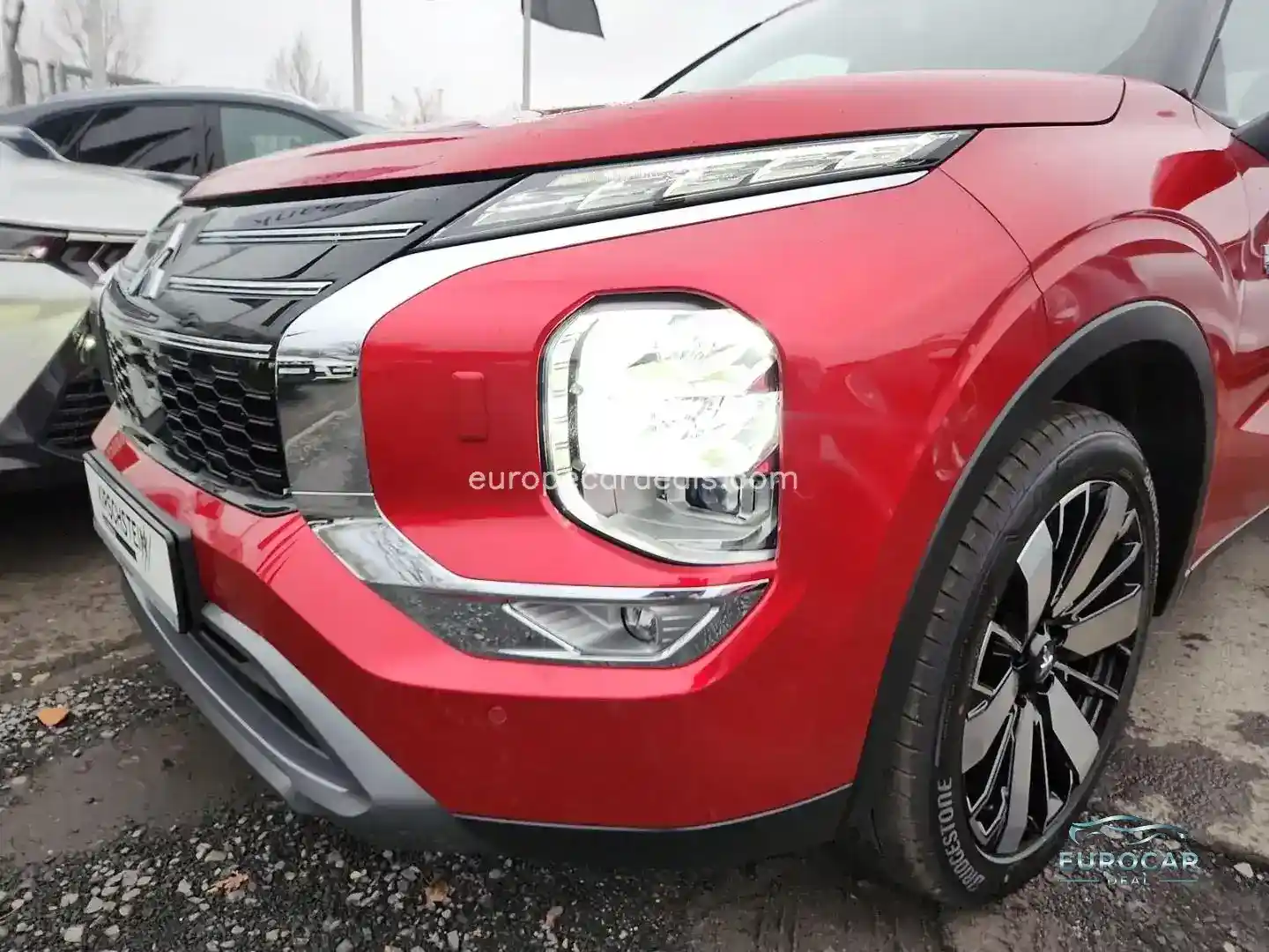 Mitsubishi Plug-in Hybrid Outlander