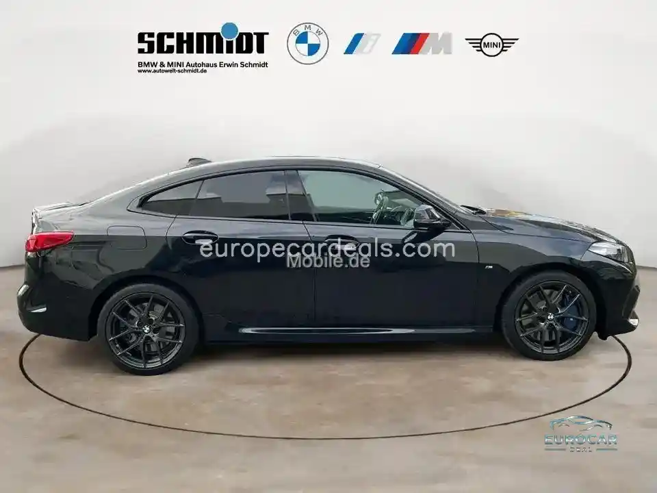 BMW M235