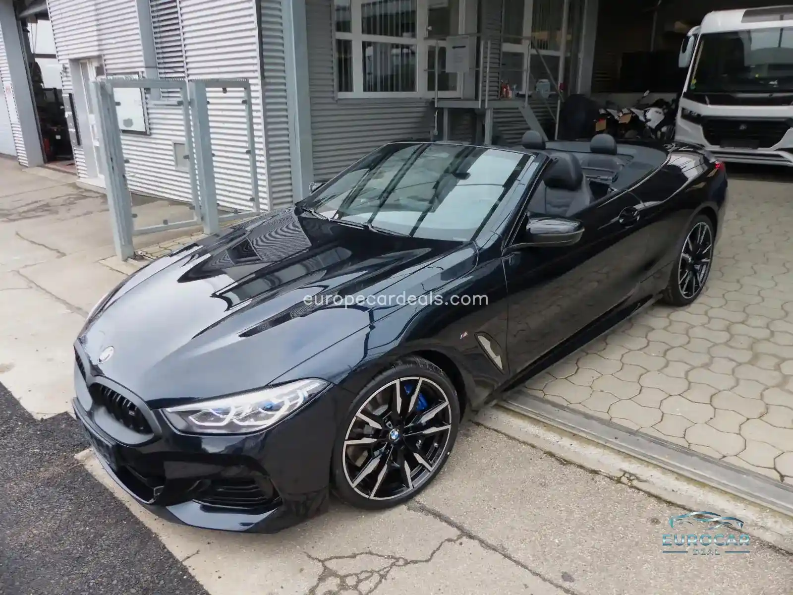 BMW M850