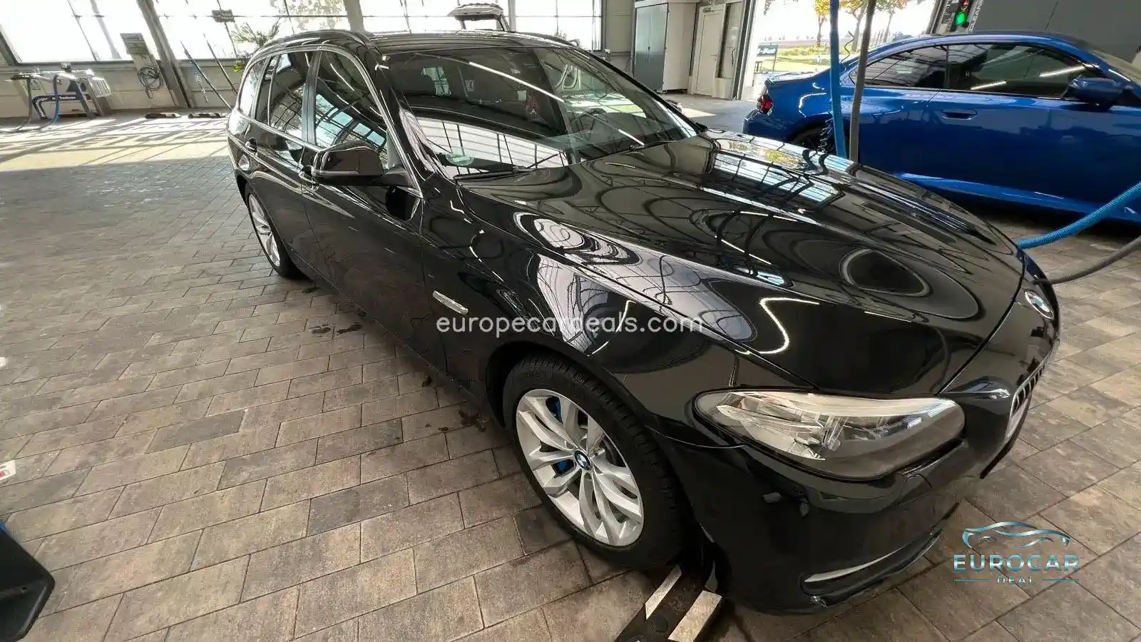 BMW 525