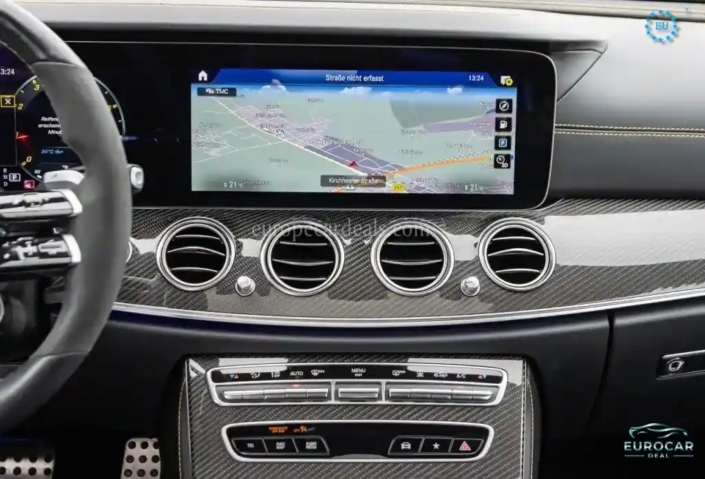 Mercedes-Benz E 63 AMG