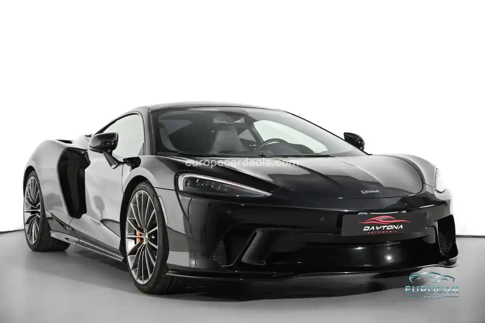 McLaren GT