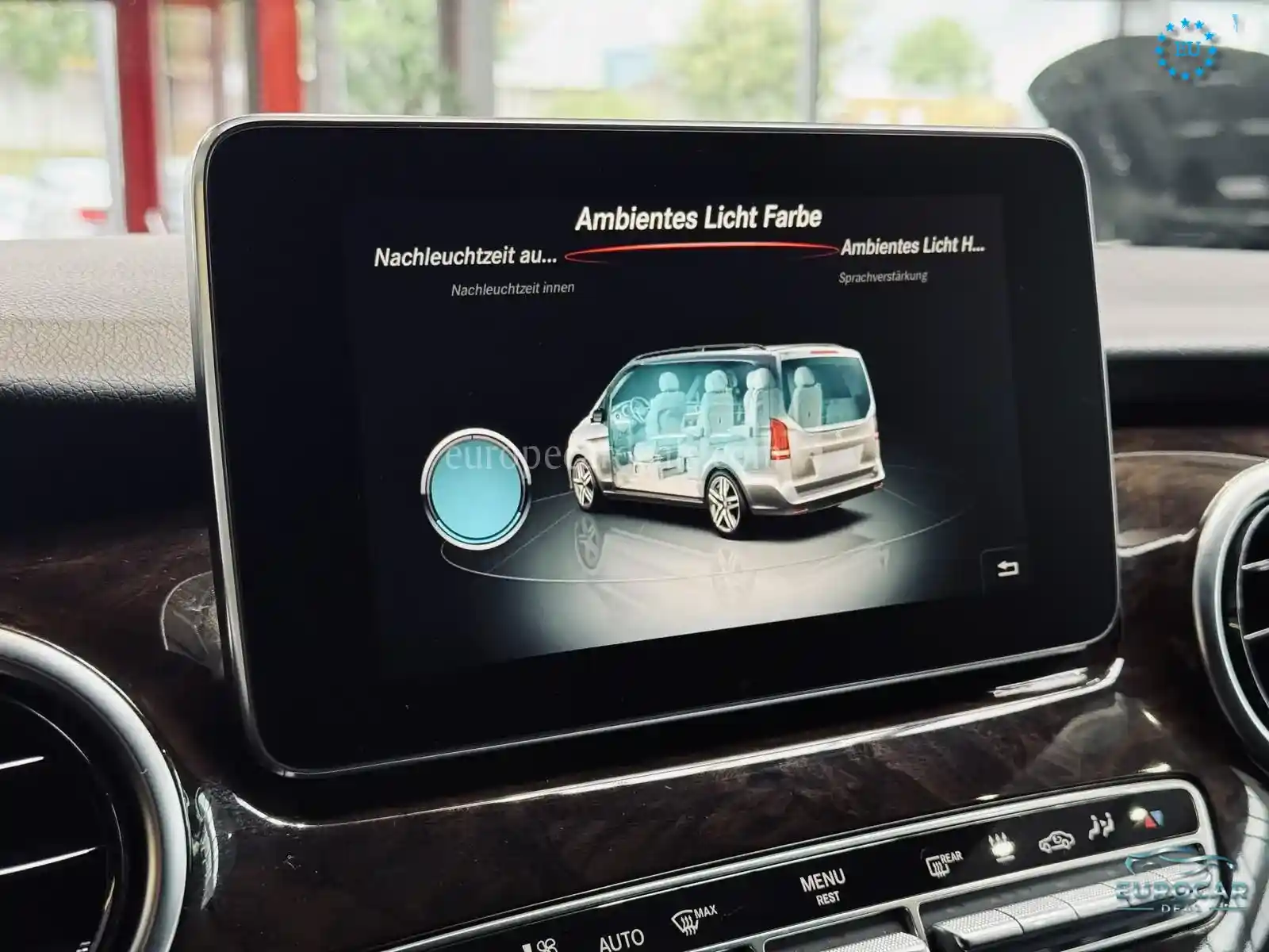 Mercedes-Benz V 250