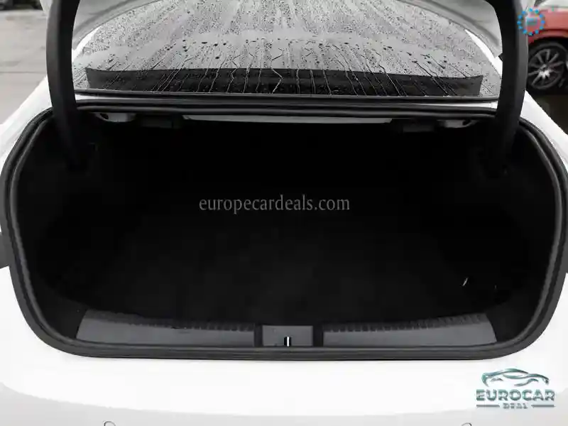 Mercedes-Benz CLA 220