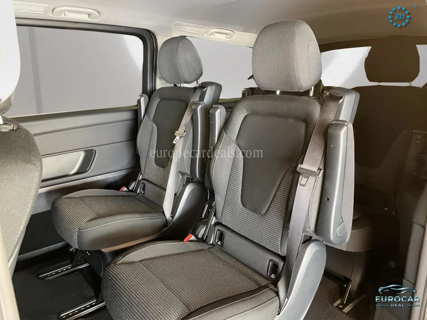 Mercedes-Benz V 220