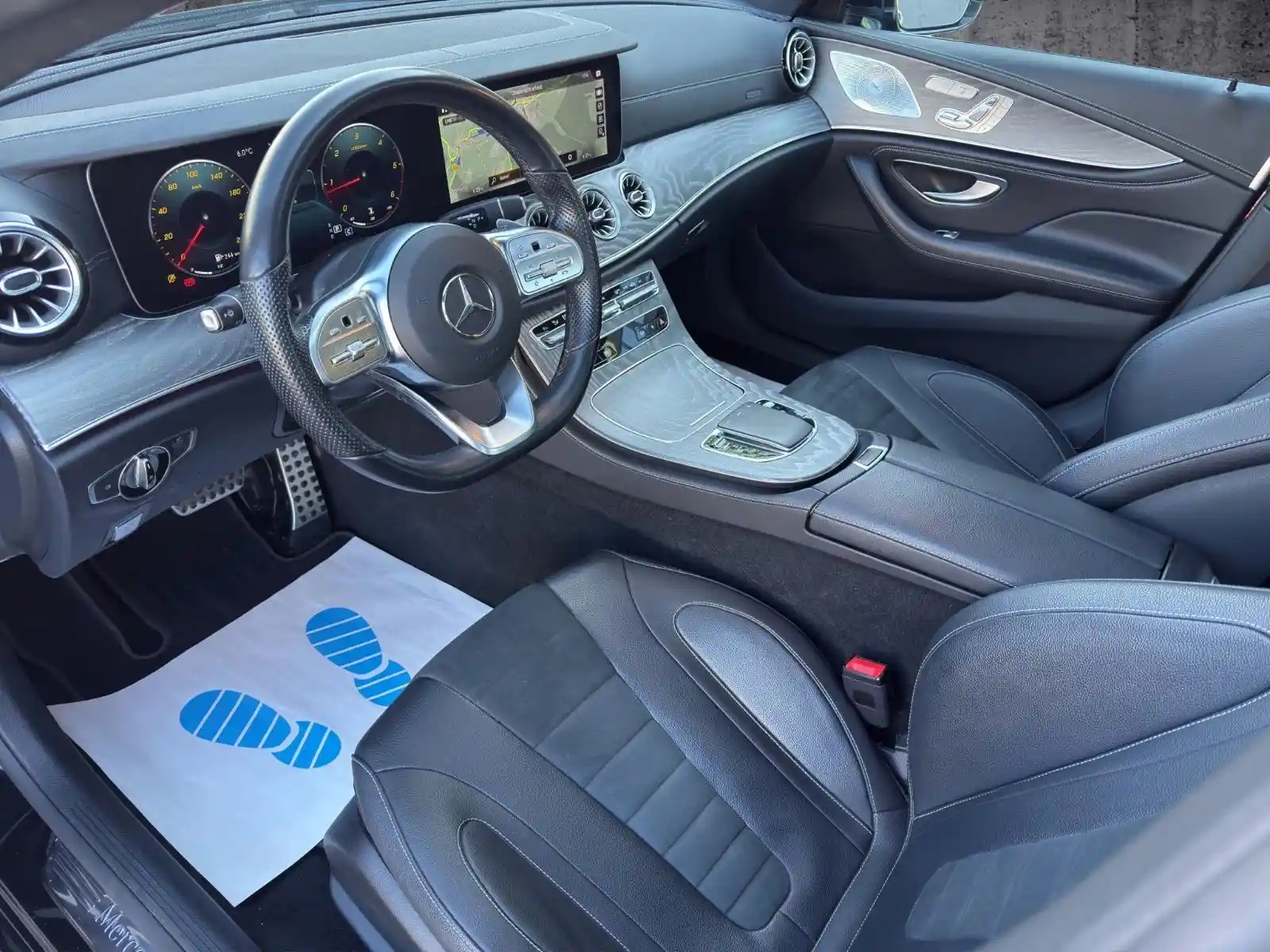 Mercedes-Benz CLS 220