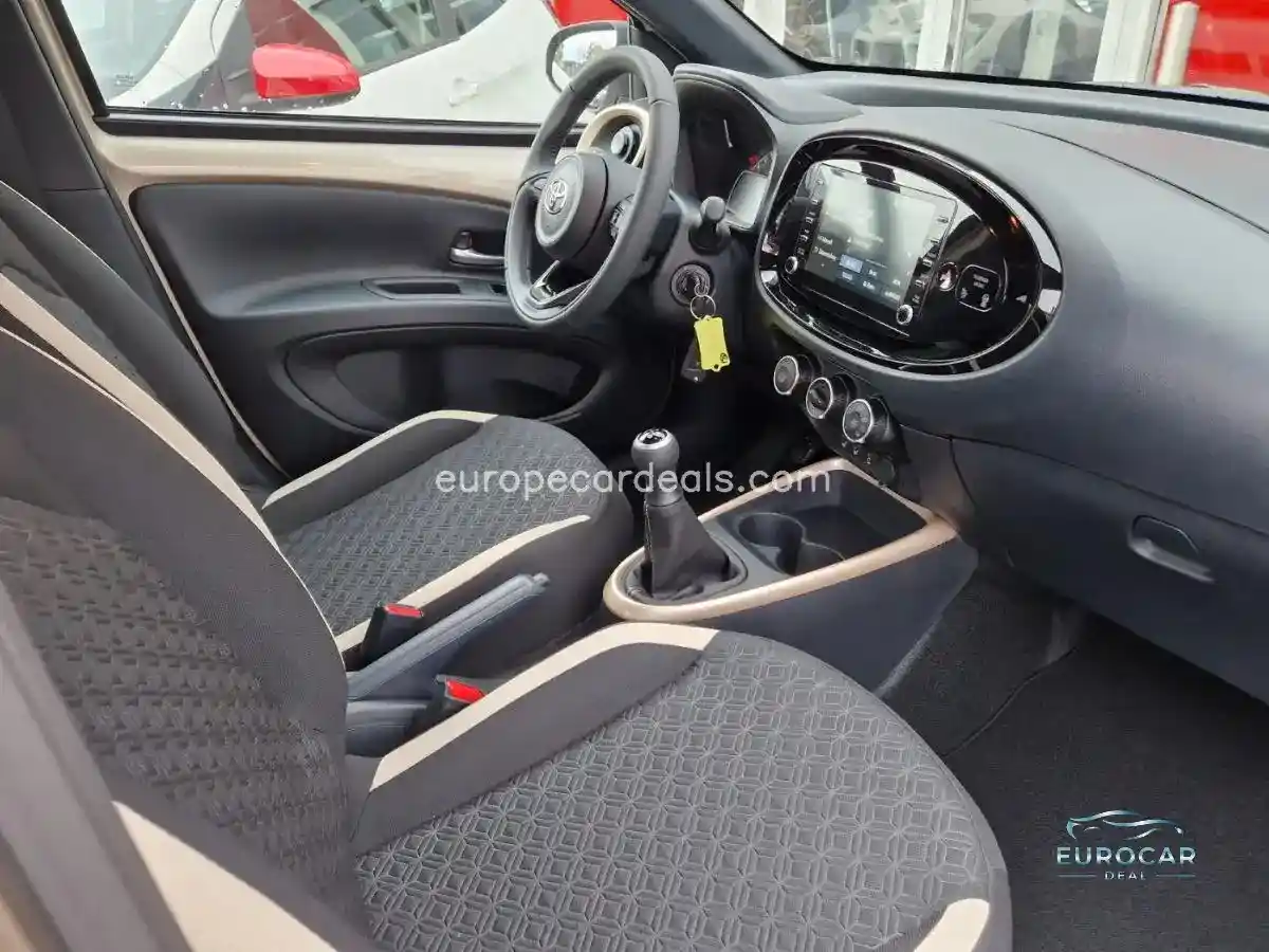 Toyota Aygo (X)