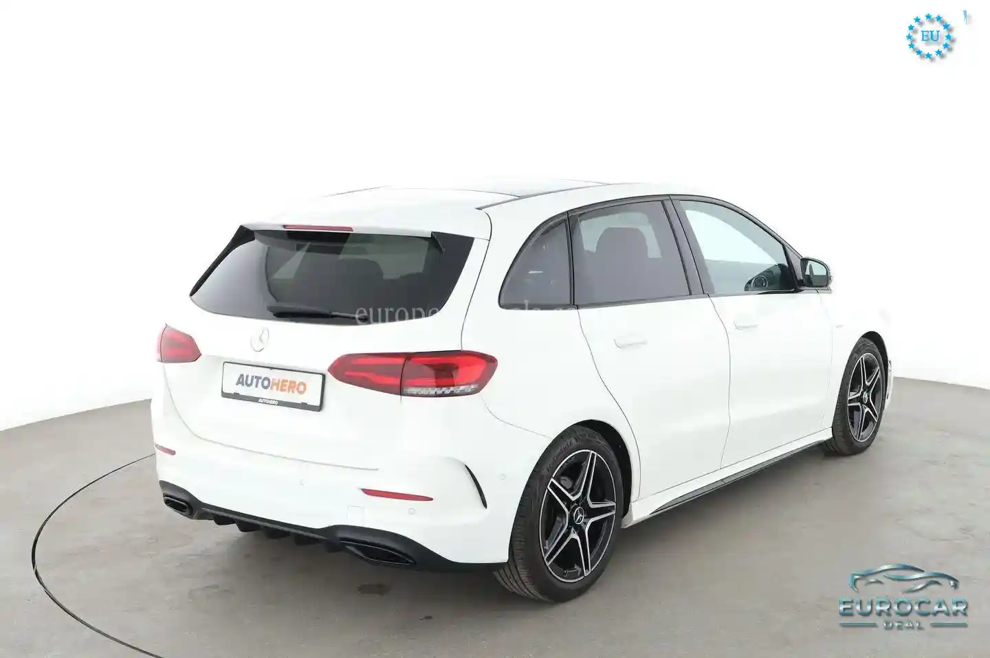 Mercedes-Benz B 180