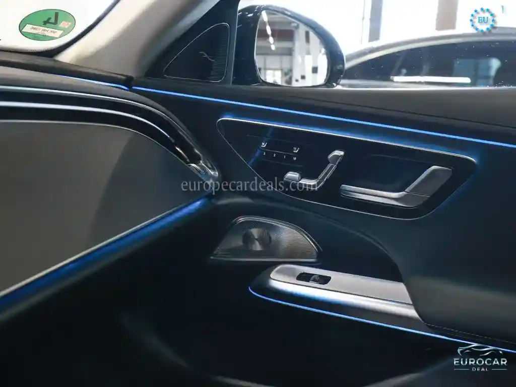 Mercedes-Benz E 300