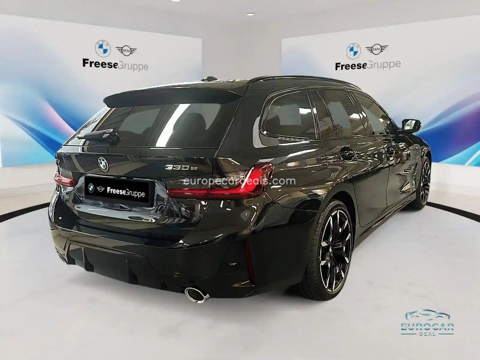 BMW 330