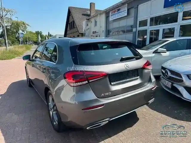 Mercedes-Benz A 180