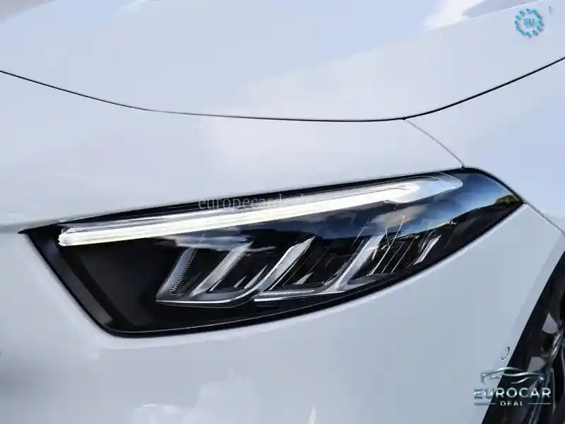 Mercedes-Benz A 220