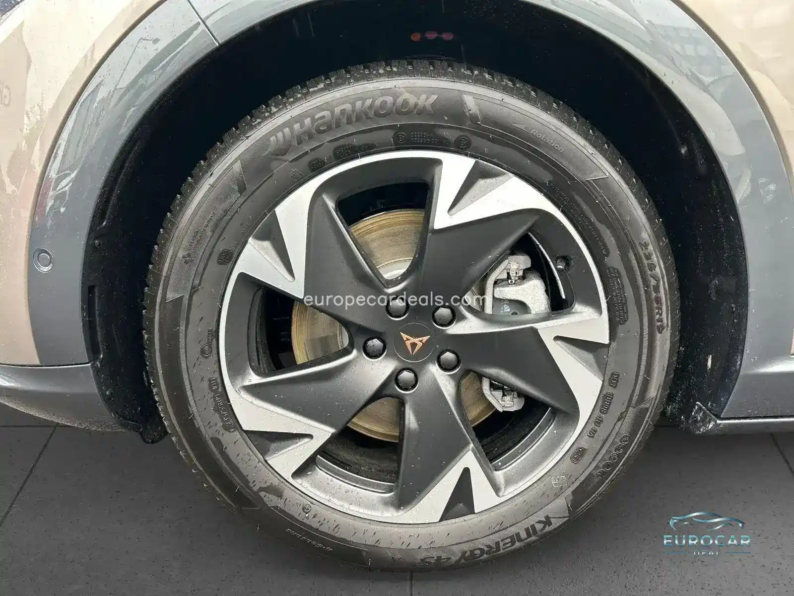 Cupra Tavascan