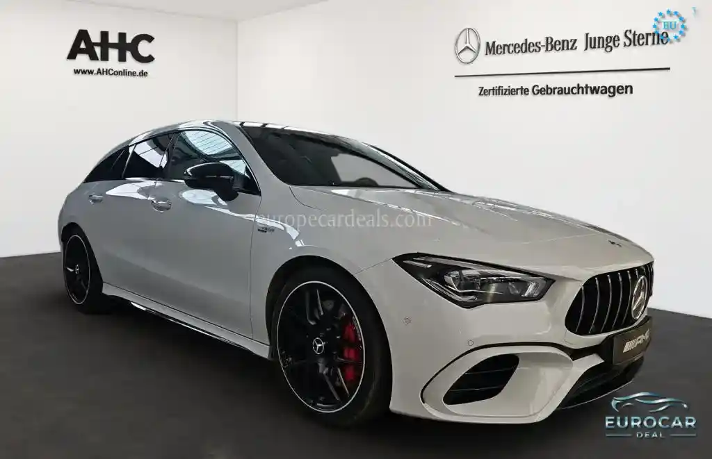 Mercedes-Benz CLA 45 AMG Shooting Brake