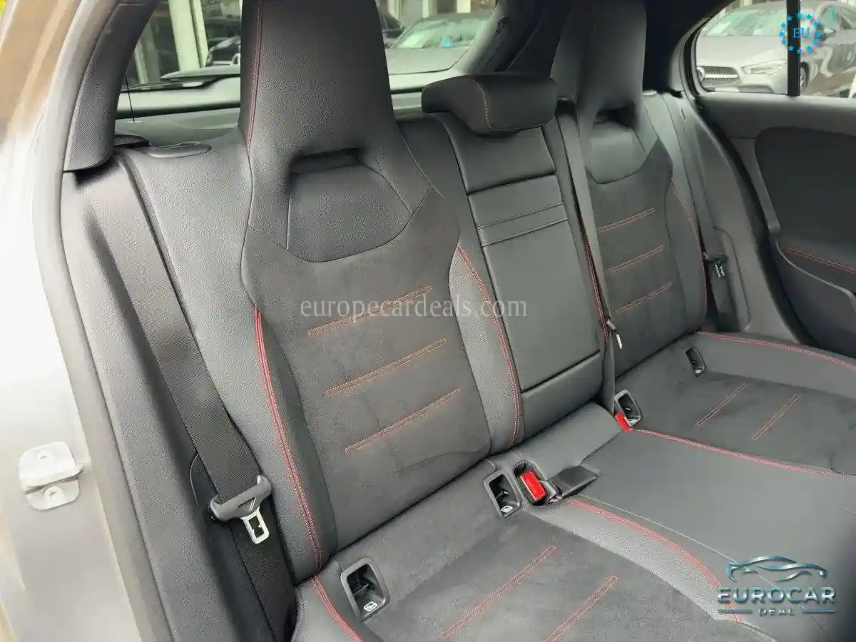 Mercedes-Benz A 220