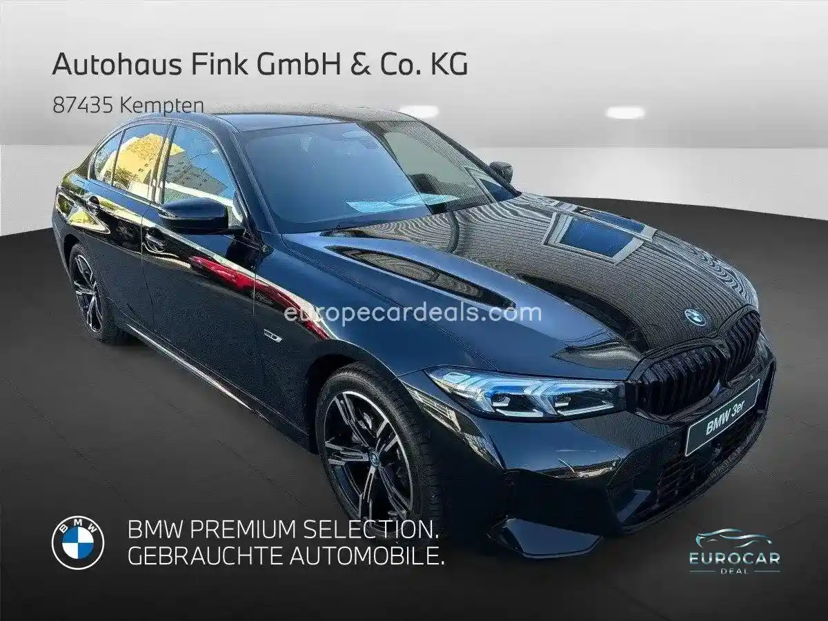 BMW 330