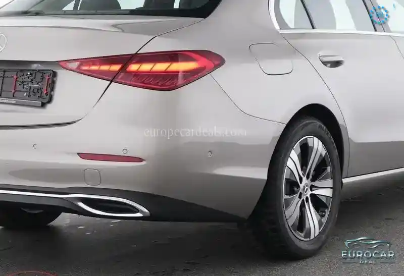 Mercedes-Benz C 200