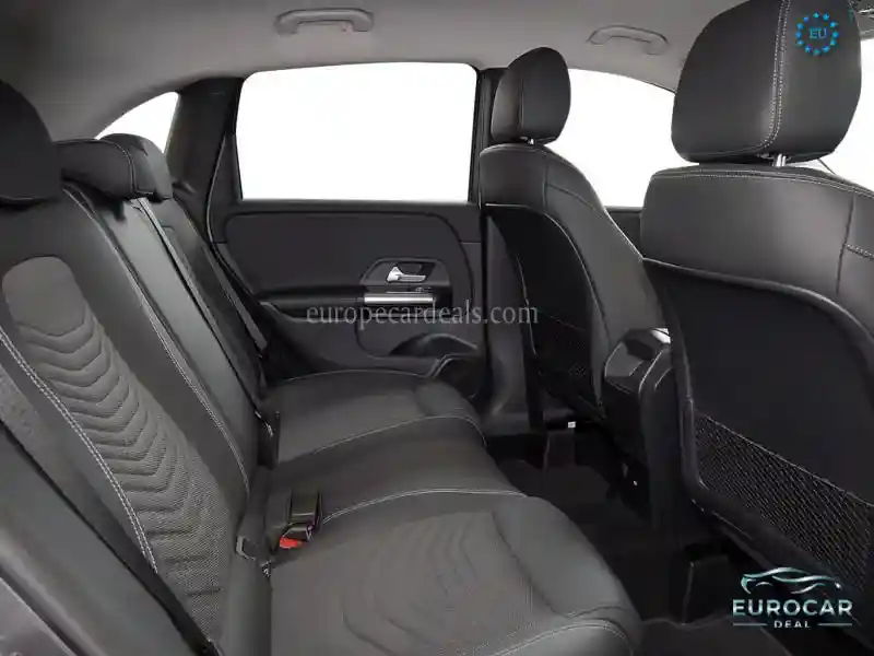 Mercedes-Benz B 220