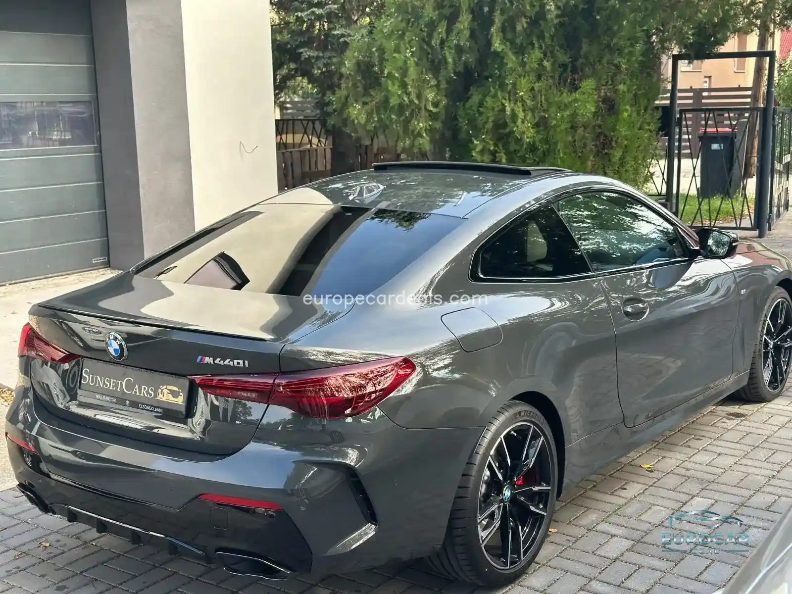 BMW M440