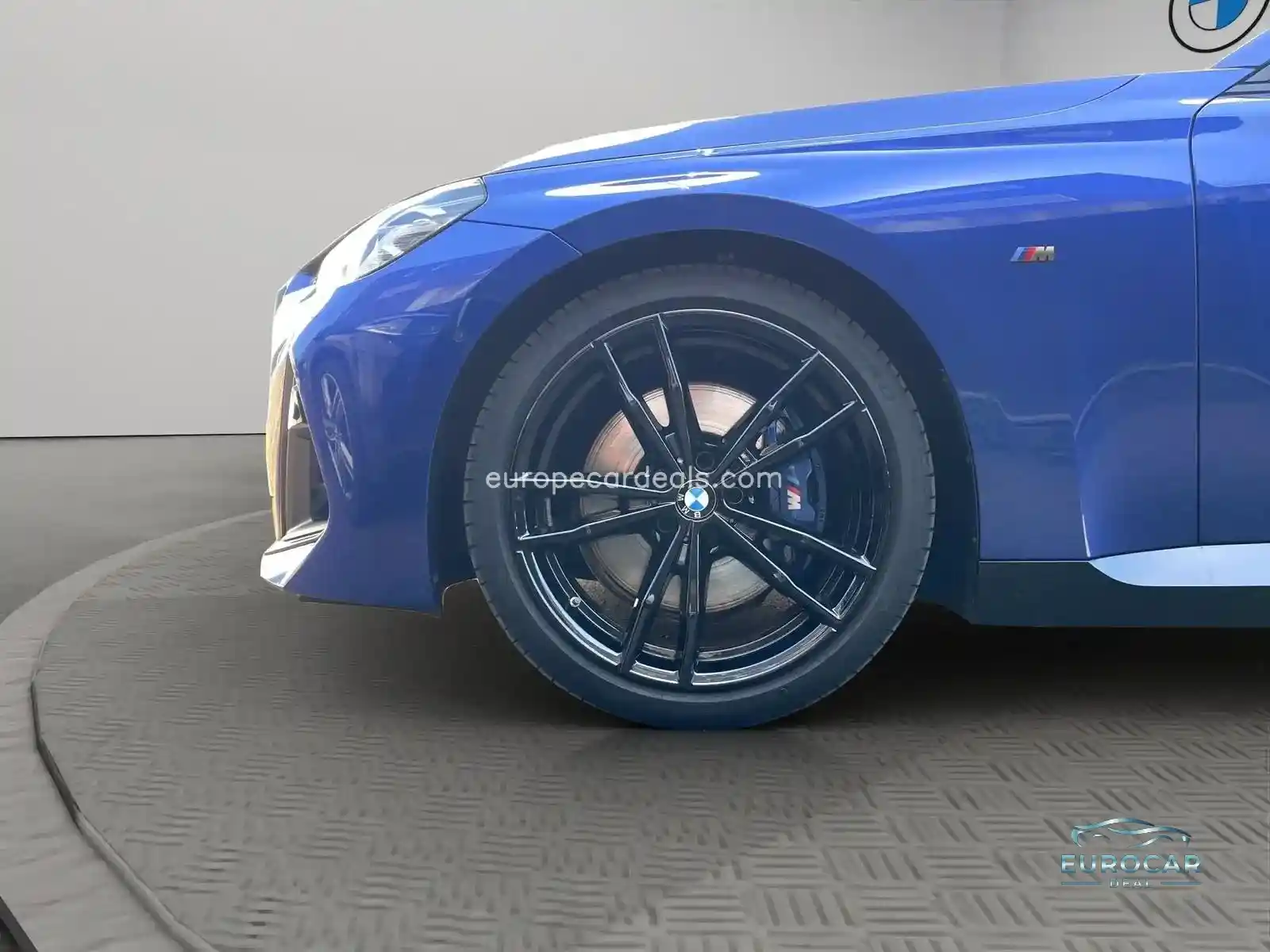 BMW M240i