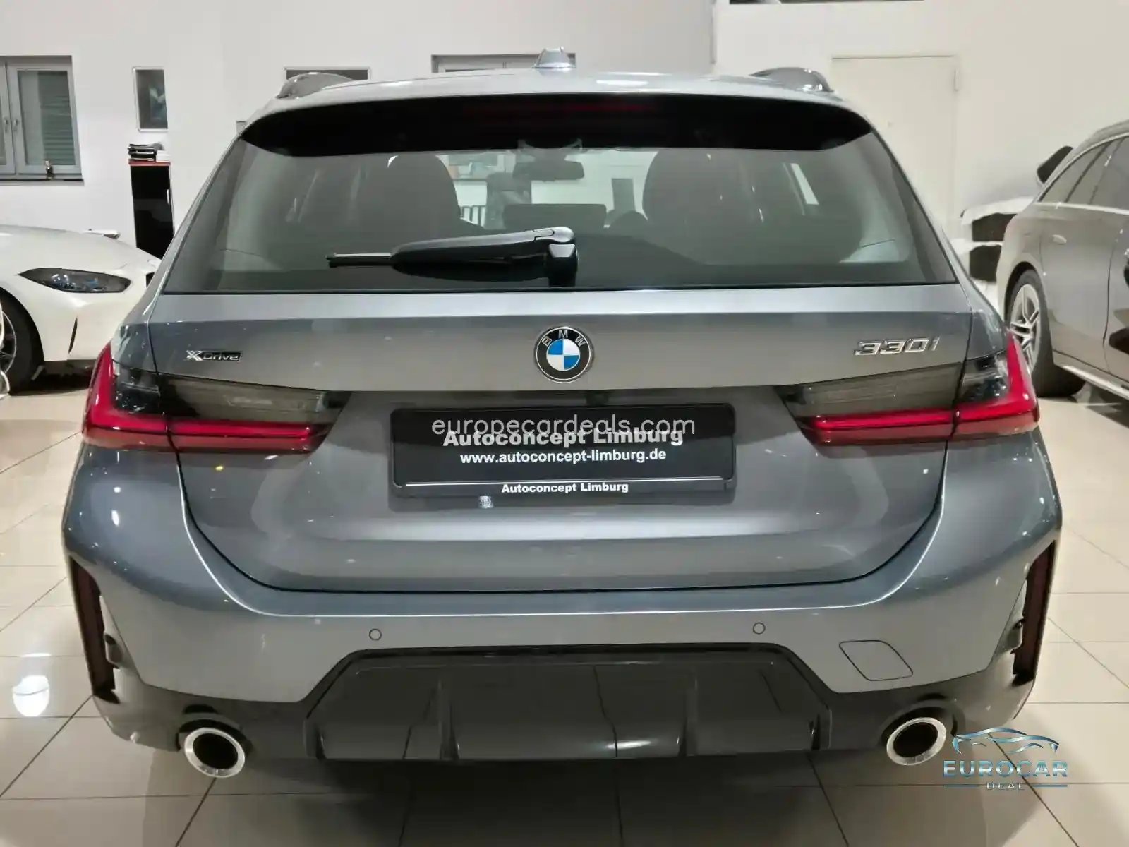 BMW 330