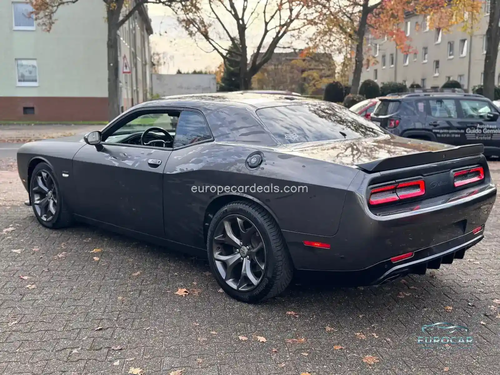 Dodge Challenger