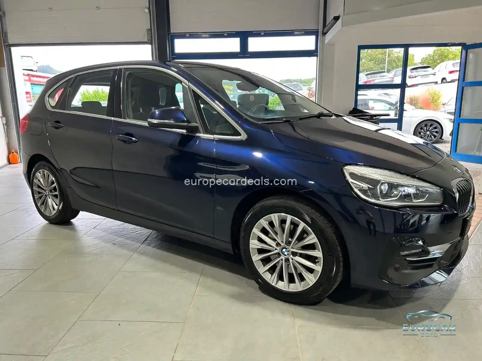 BMW 218