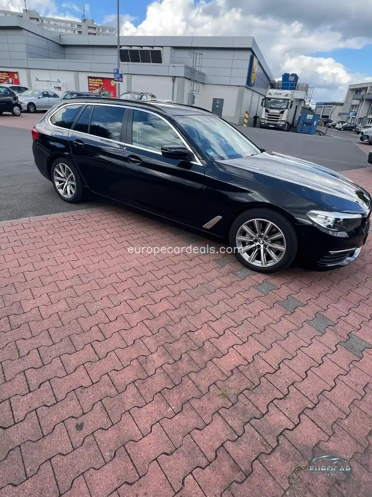 BMW 525