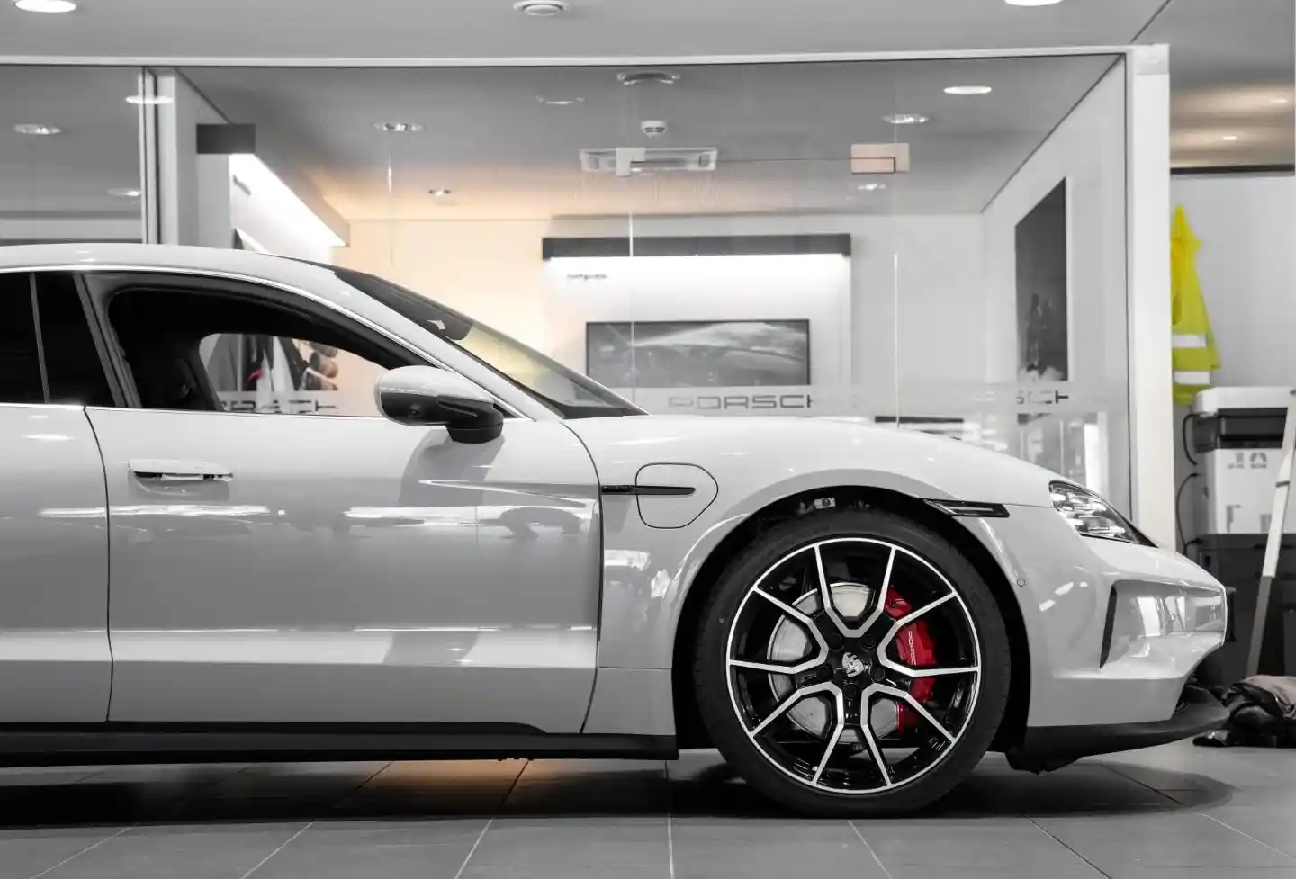 Porsche Taycan