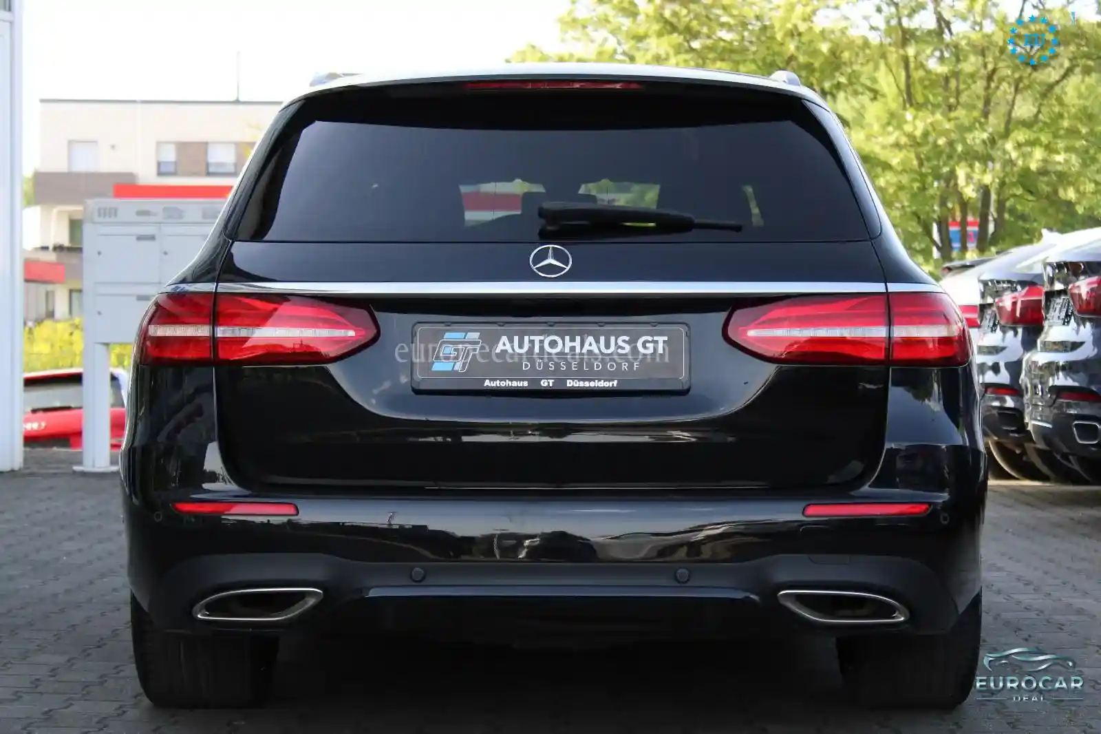 Mercedes-Benz E 200