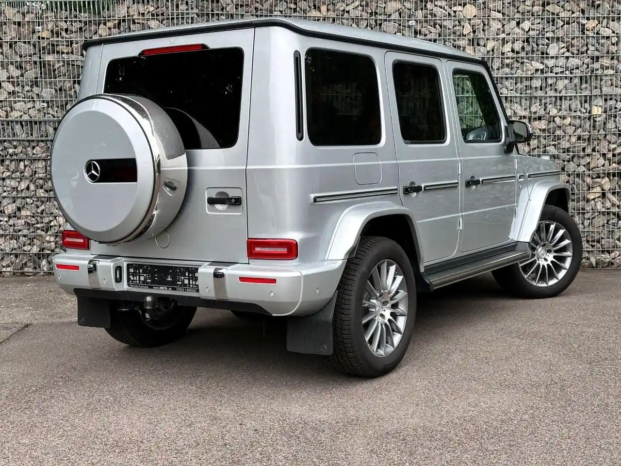 Mercedes-Benz G 500