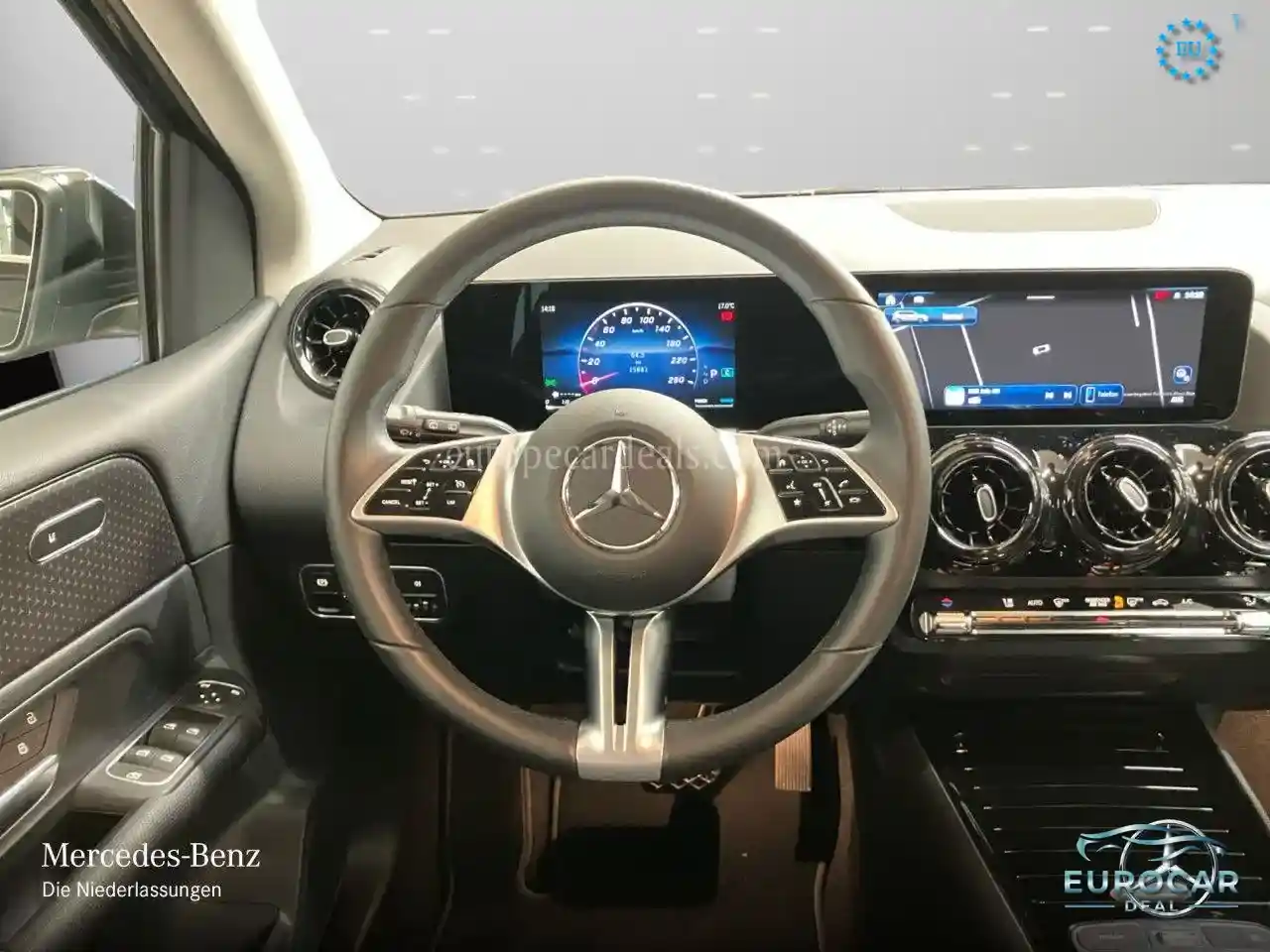 Mercedes-Benz B 180