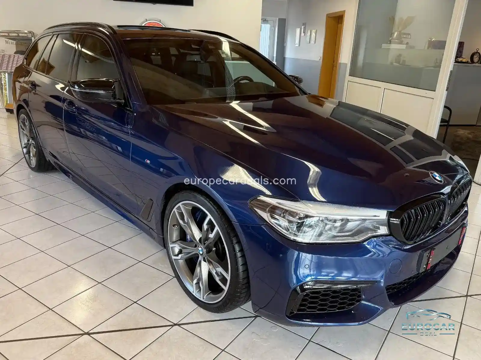 BMW M550