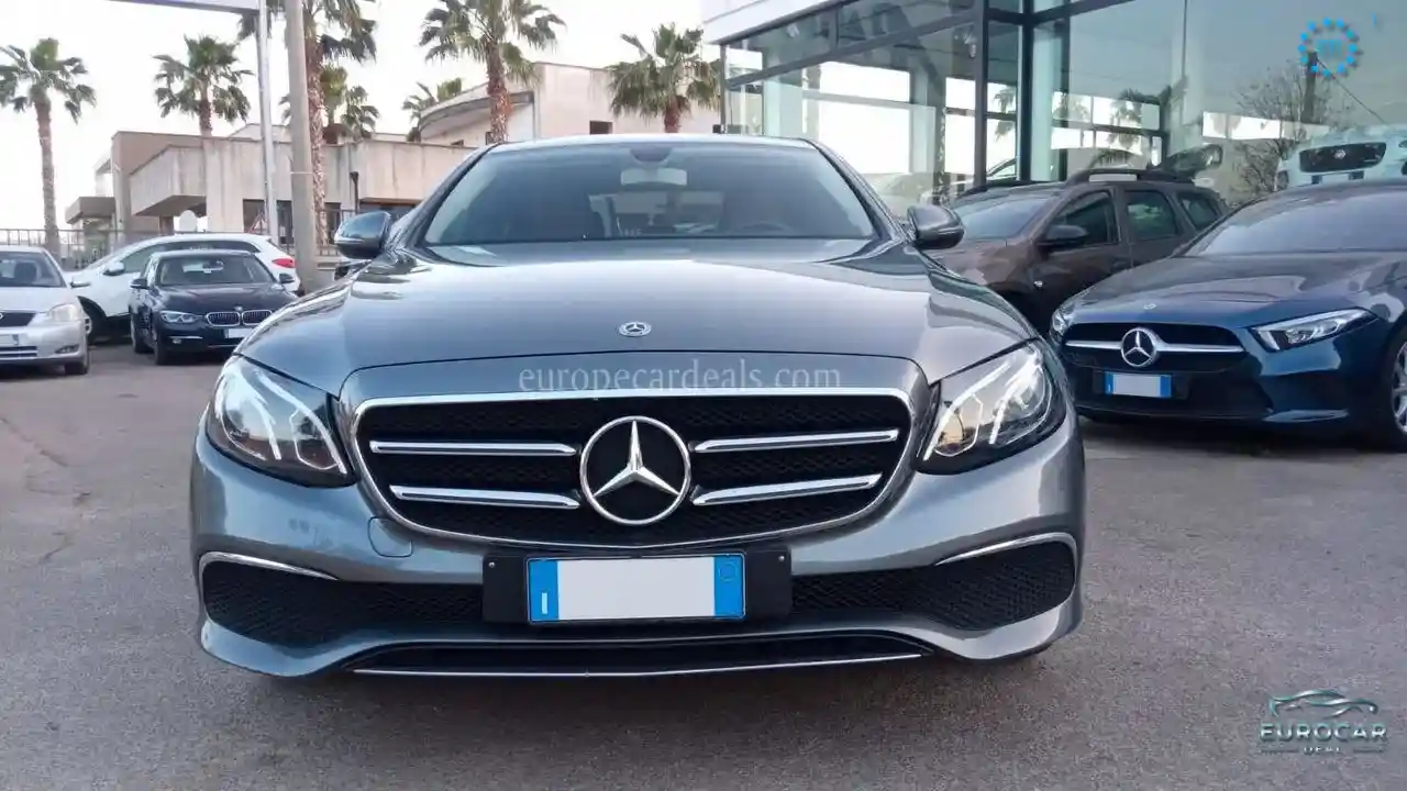 Mercedes-Benz E 300