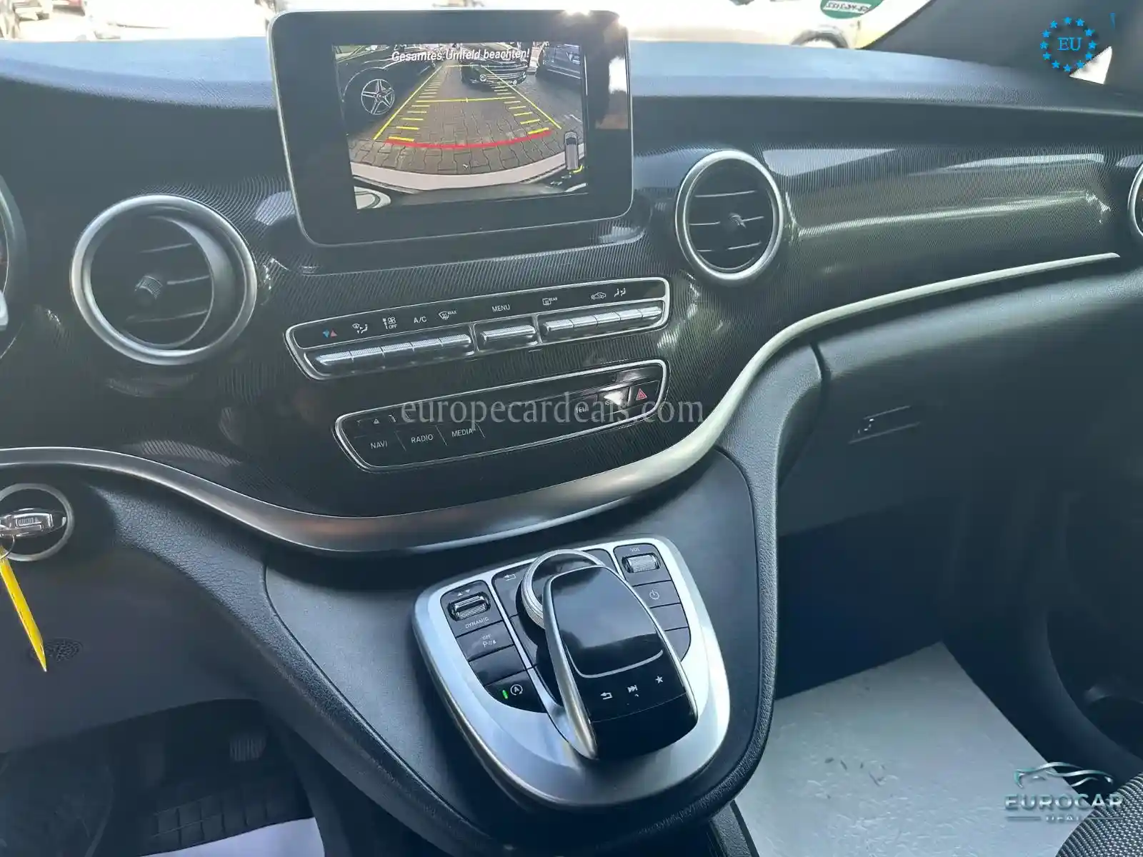 Mercedes-Benz V 250