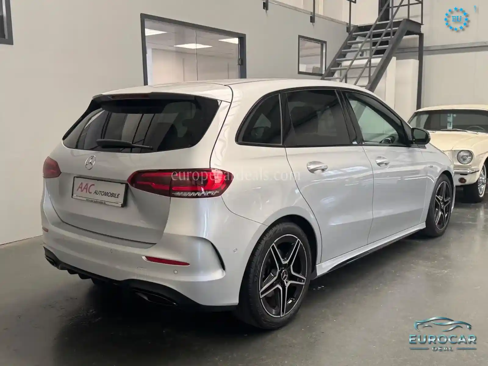 Mercedes-Benz B 200