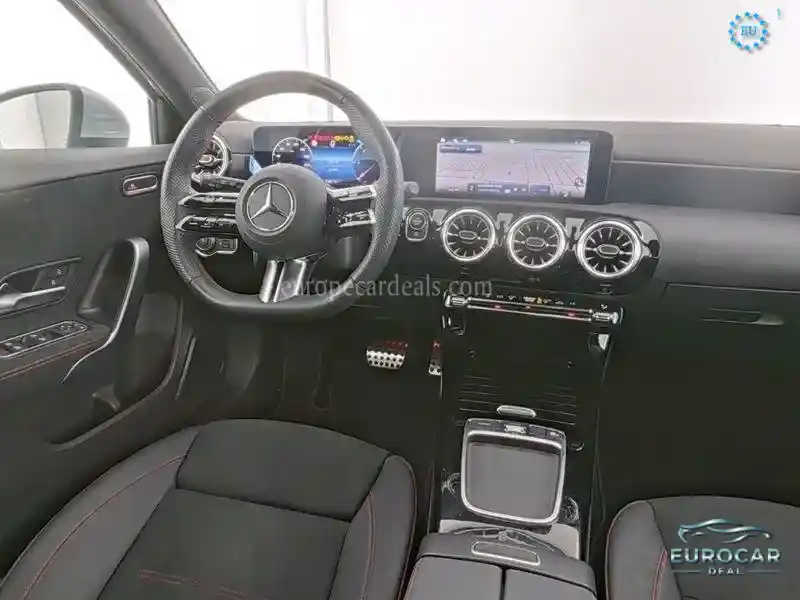 Mercedes-Benz A 220