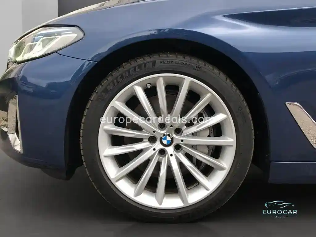 BMW 530